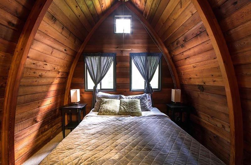 Backeddy Resort And Marina Egmont Екстериор снимка