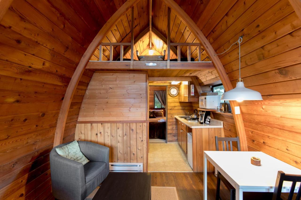 Backeddy Resort And Marina Egmont Екстериор снимка